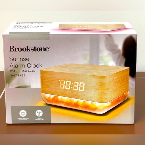 Brookstone Other Sunrise Alarm Clock With Himalayan Salt Base Poshmark